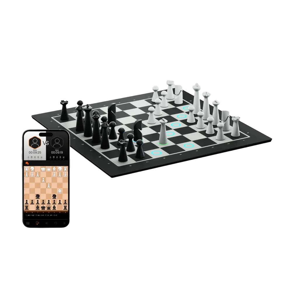 GoChess Air with the app on a phone